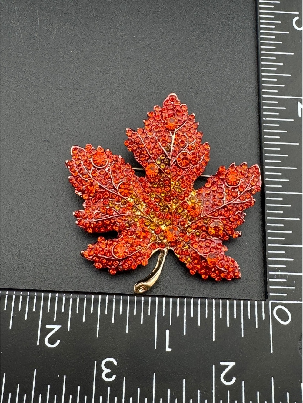 Red Rhinestone Maple Leaf Brooch Pin - Picture 4 of 4